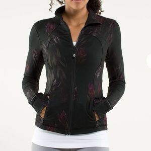 Lululemon Forme Jacket *Cuffins Size 4
